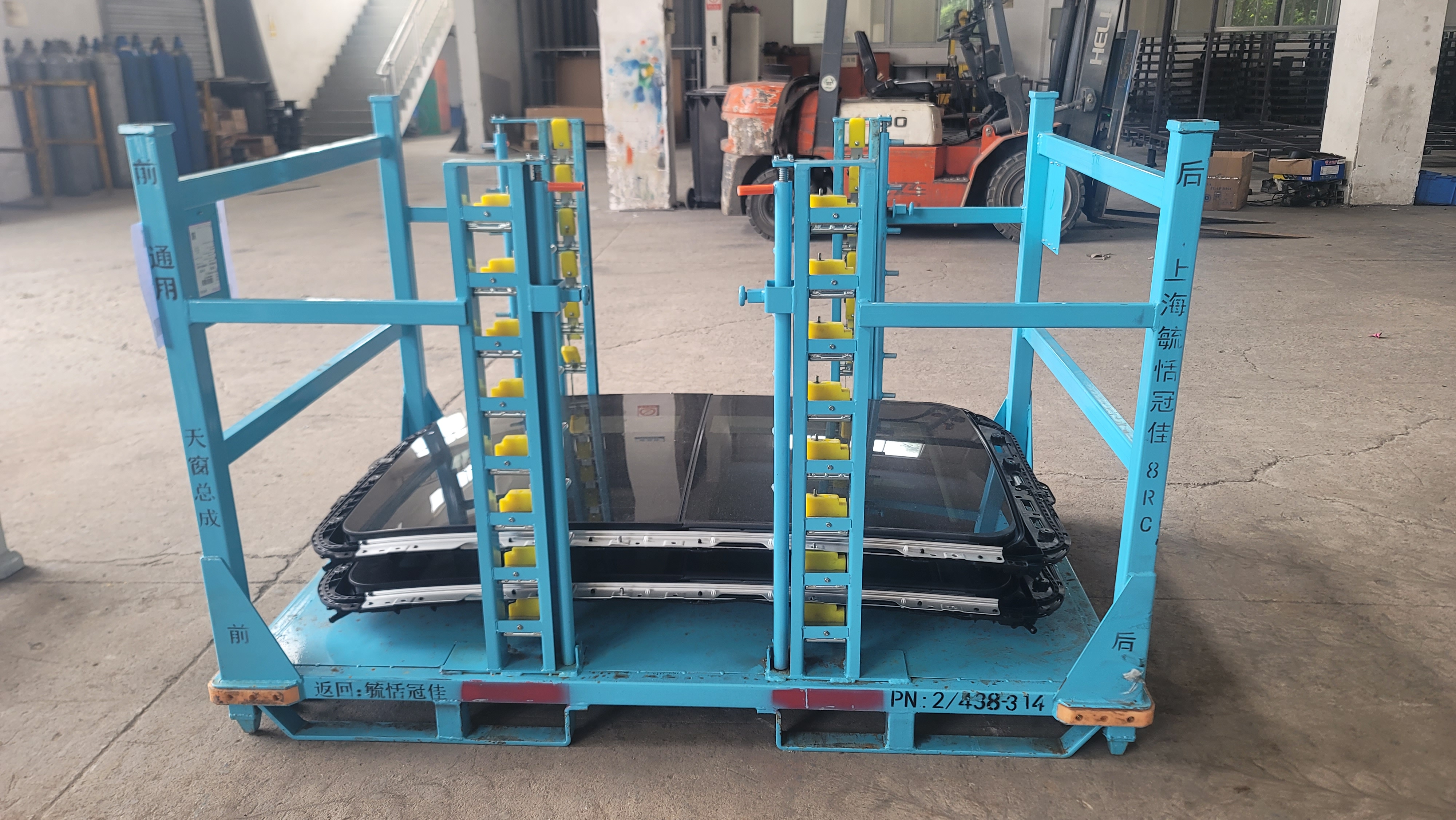 金属製スタッキングコンテナ