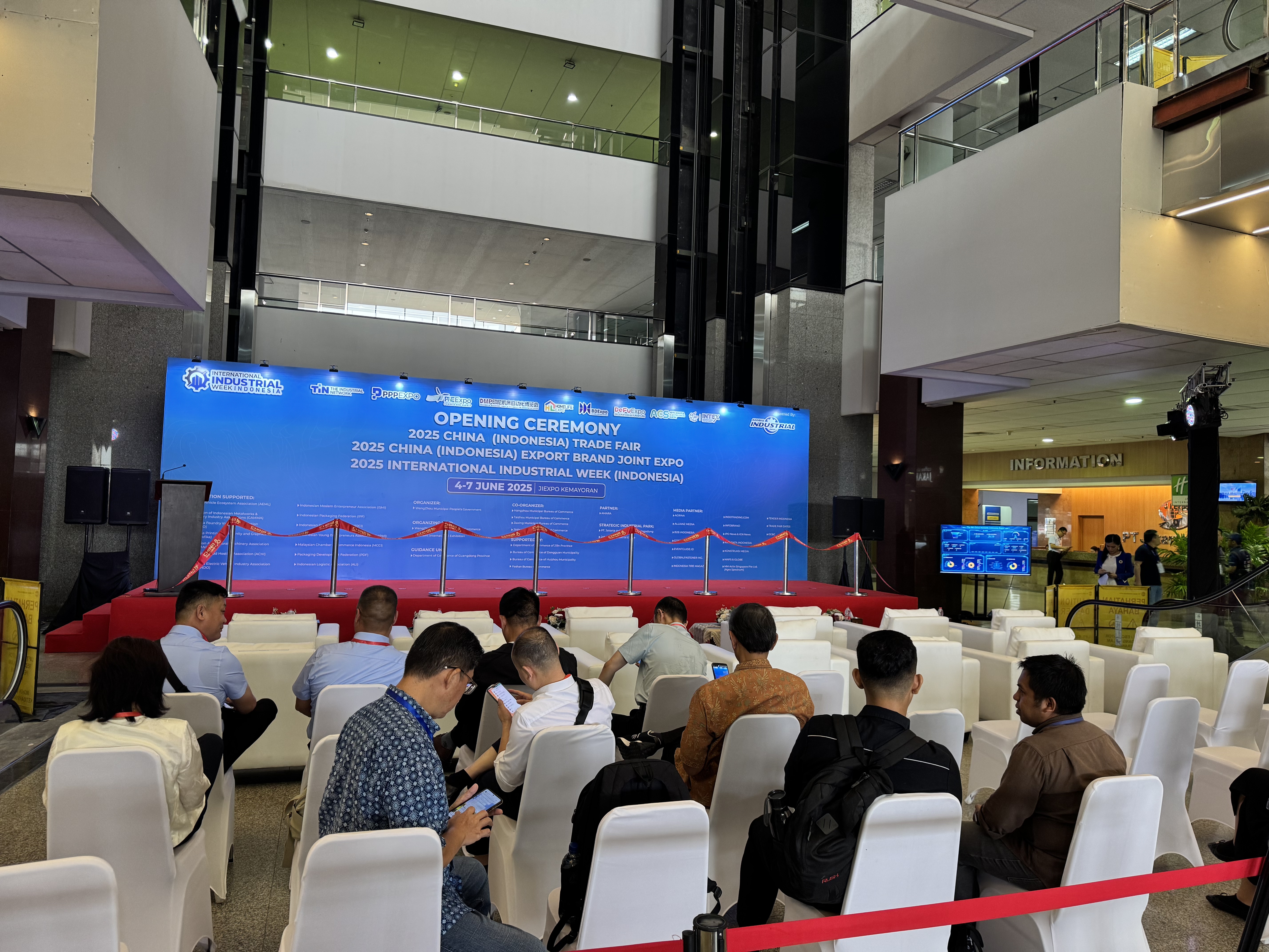 3280A2AA83B1F6E64345E75D999FB