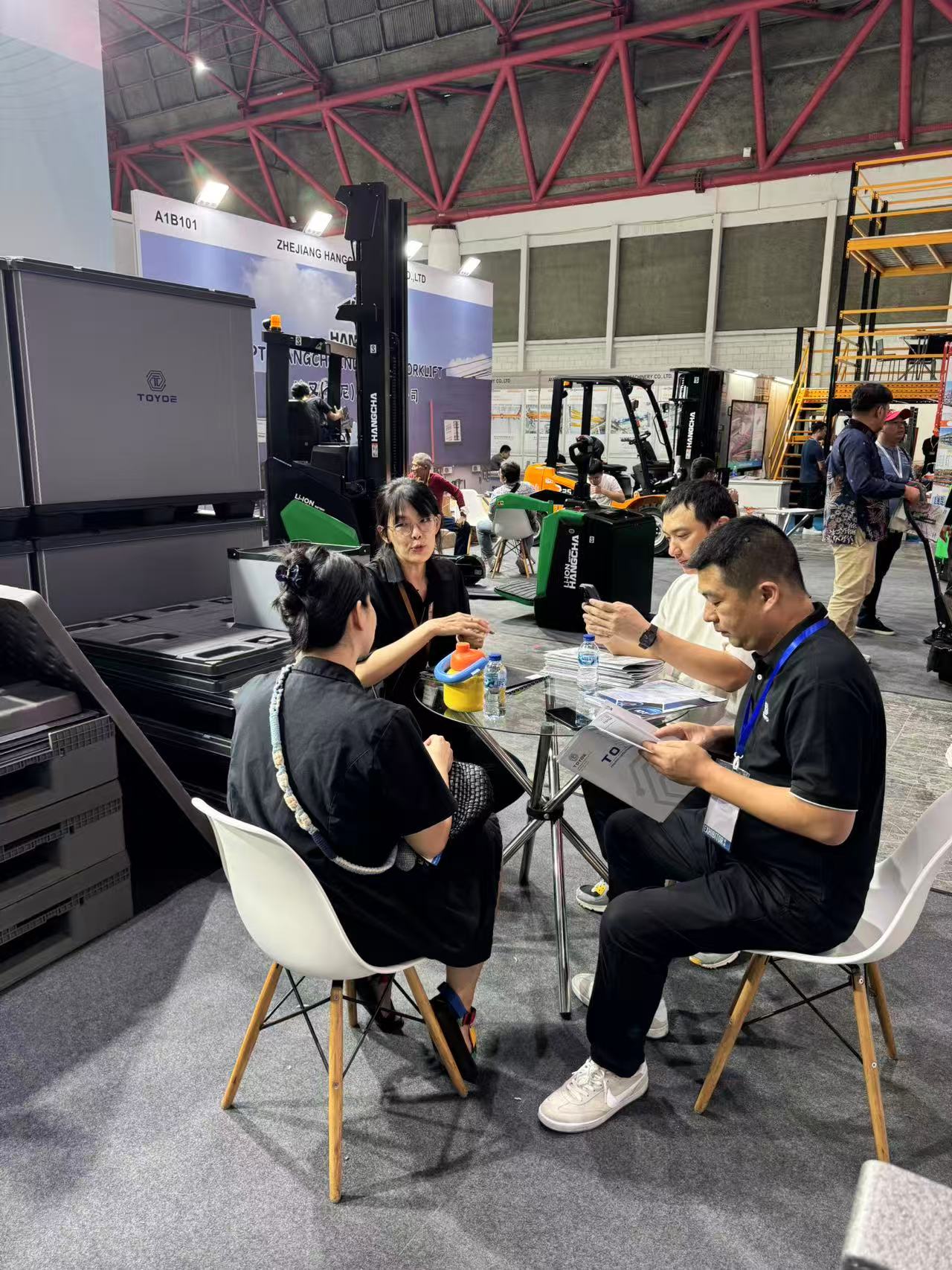 DDB03871EF8DC4E162648A98FC7892